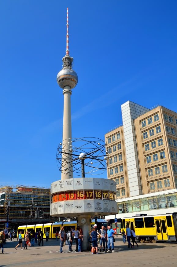 Berliner Alex und Uhr